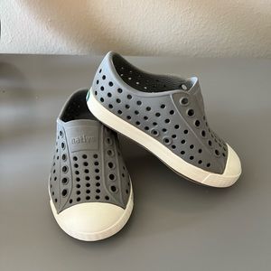 Native shoes toddler size 6